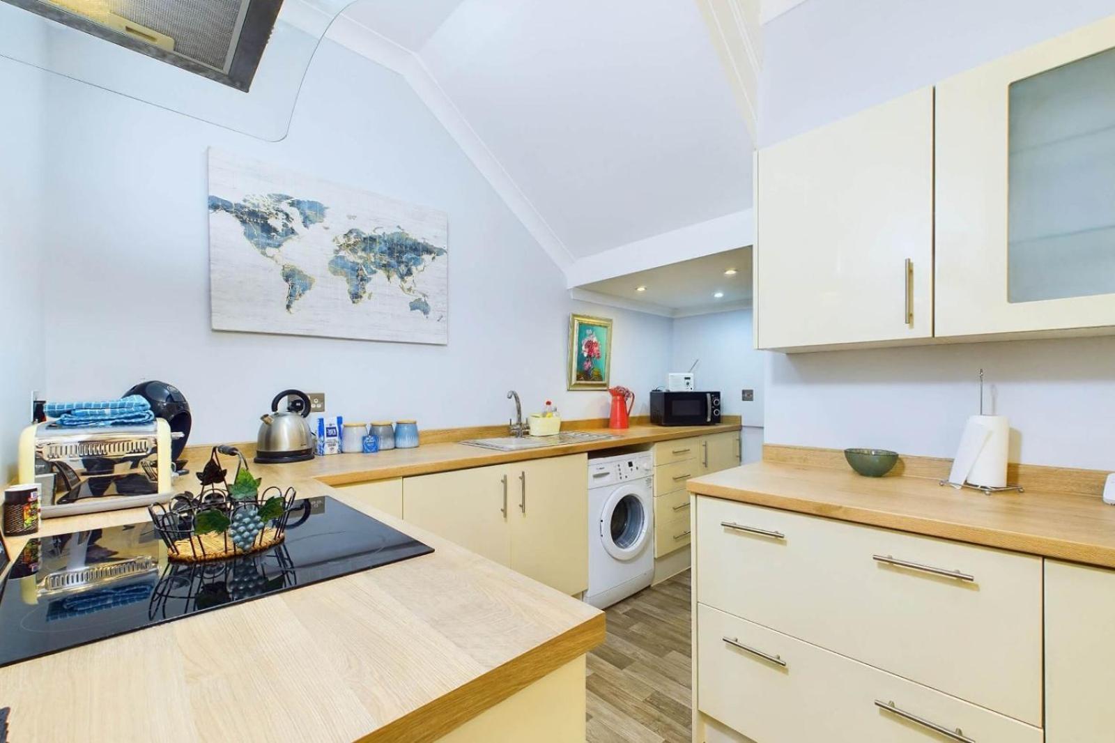 Loveliest Homes Paignton - Sea Front Location With Parking 외부 사진